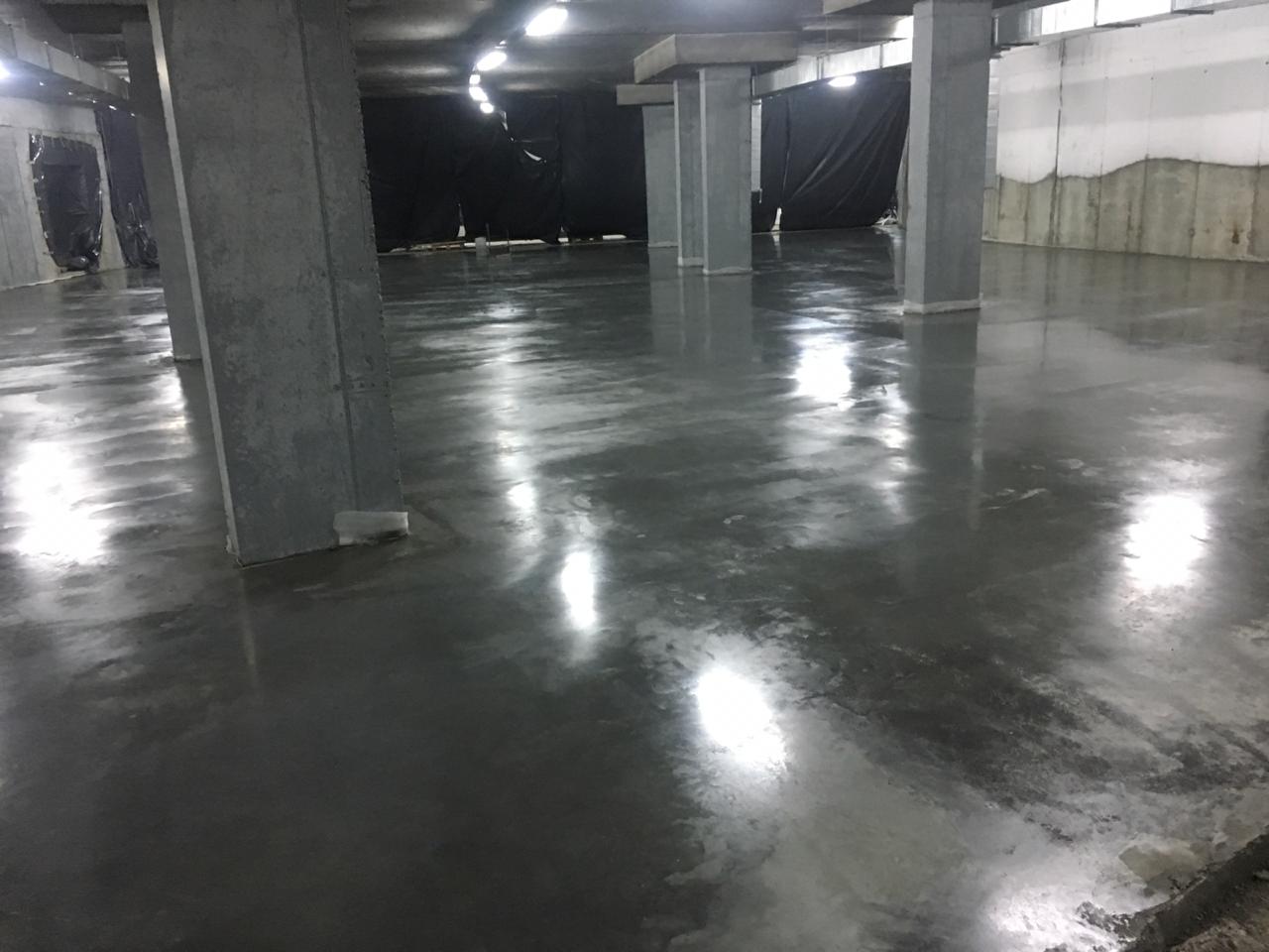 Топинговый бетонный пол